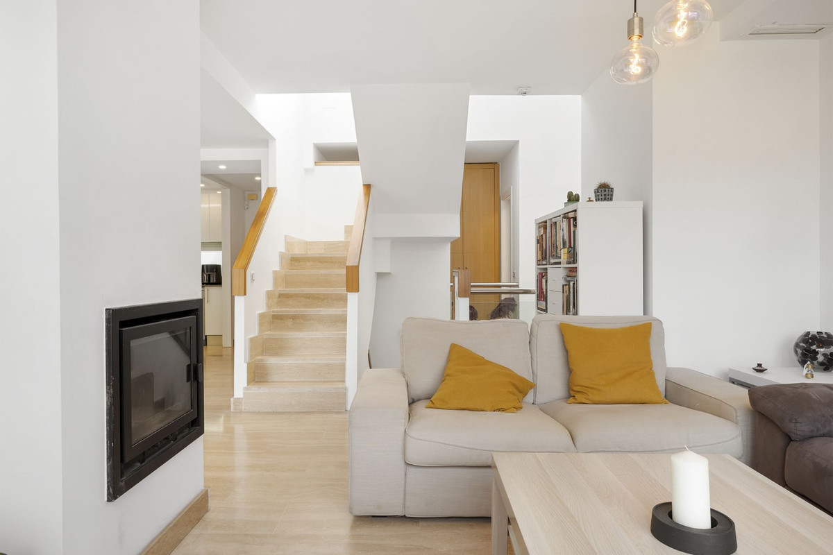 3 Bed Apartment for sale in La Cala De Mijas Costa Del Sol, Málaga, Spain
