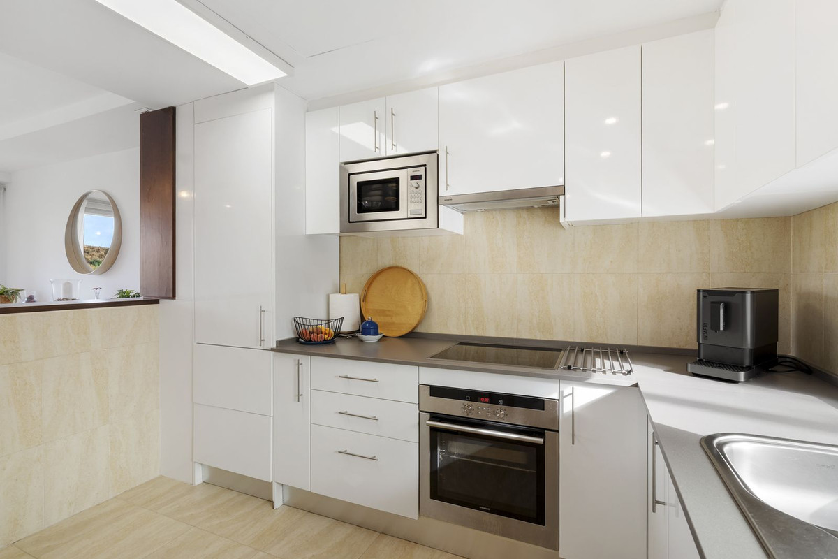 3 Bed Apartment for sale in La Cala De Mijas Costa Del Sol, Málaga, Spain