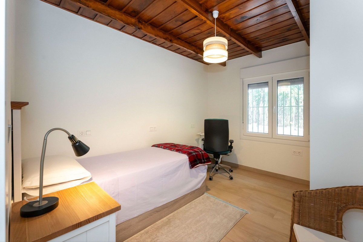 5 Bed Townhouse for sale in Alhaurín El Grande Costa Del Sol, Málaga, Spain