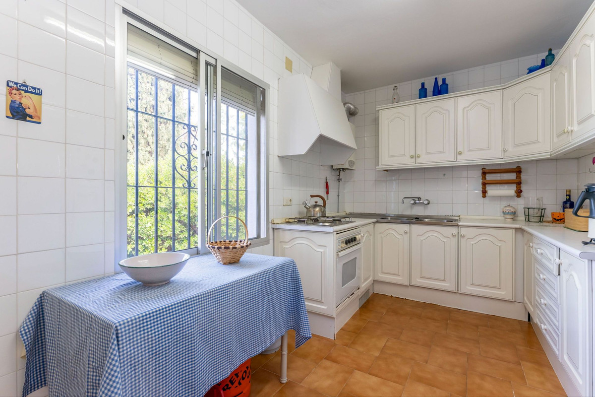 5 Bed Townhouse for sale in Alhaurín El Grande Costa Del Sol, Málaga, Spain