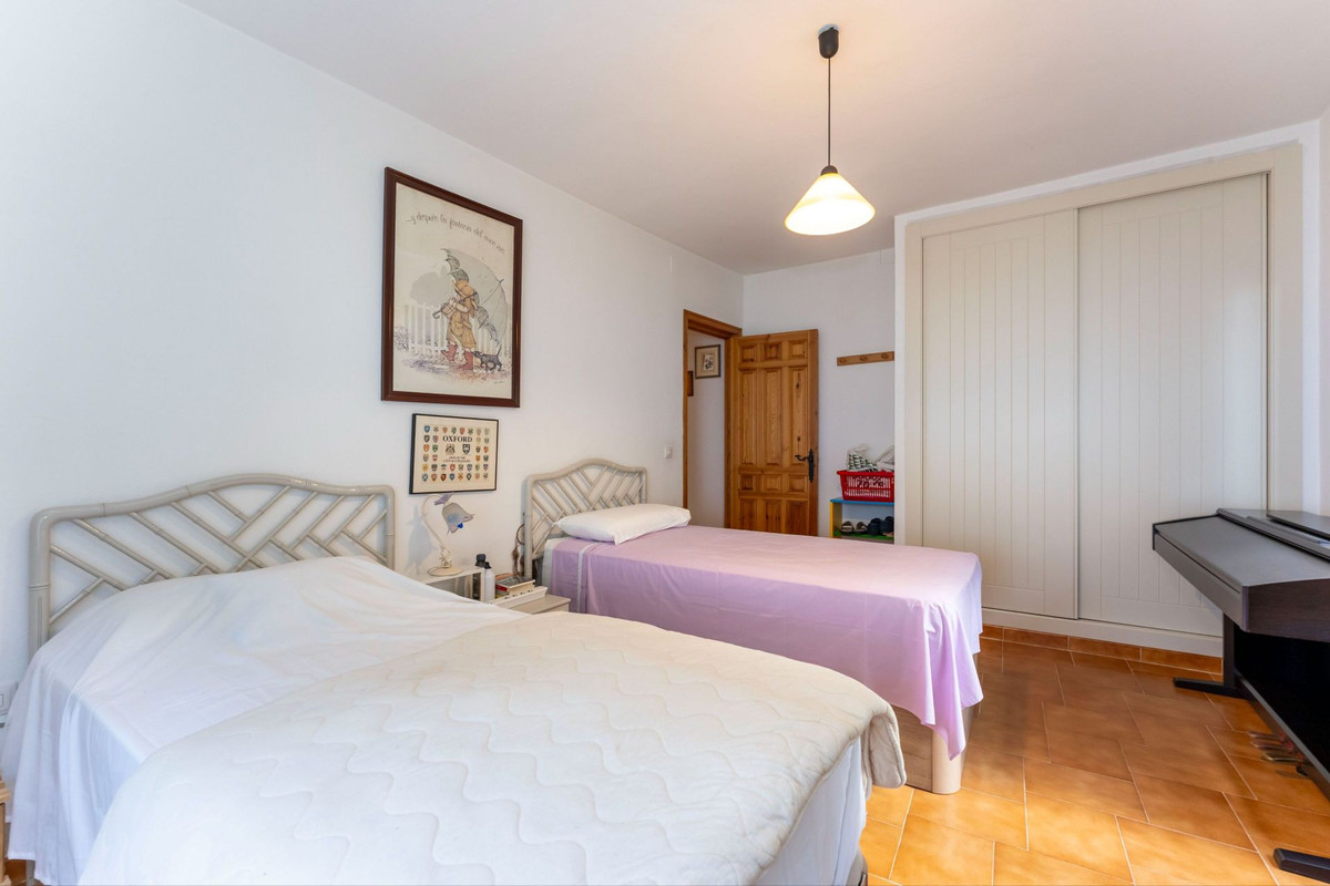 5 Bed Townhouse for sale in Alhaurín El Grande Costa Del Sol, Málaga, Spain