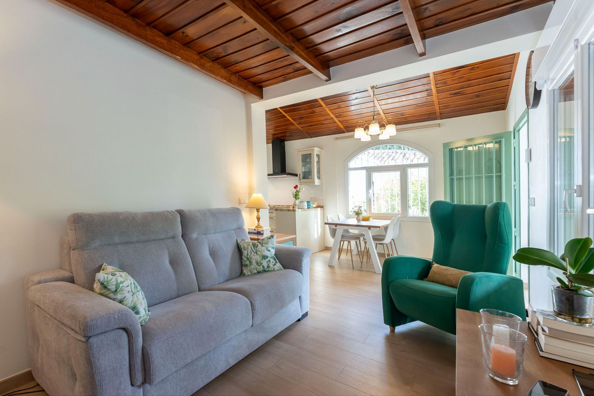 5 Bed Townhouse for sale in Alhaurín El Grande Costa Del Sol, Málaga, Spain