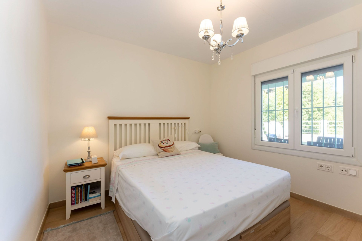 5 Bed Townhouse for sale in Alhaurín El Grande Costa Del Sol, Málaga, Spain