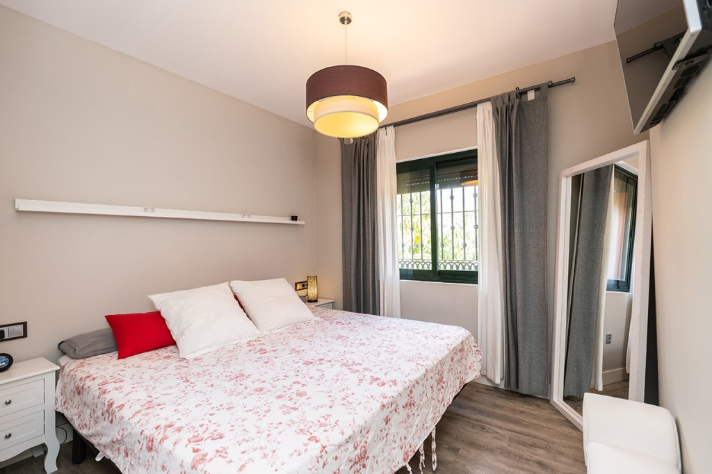 3 Bed Apartment for sale in Elviria Costa Del Sol, Málaga, Spain