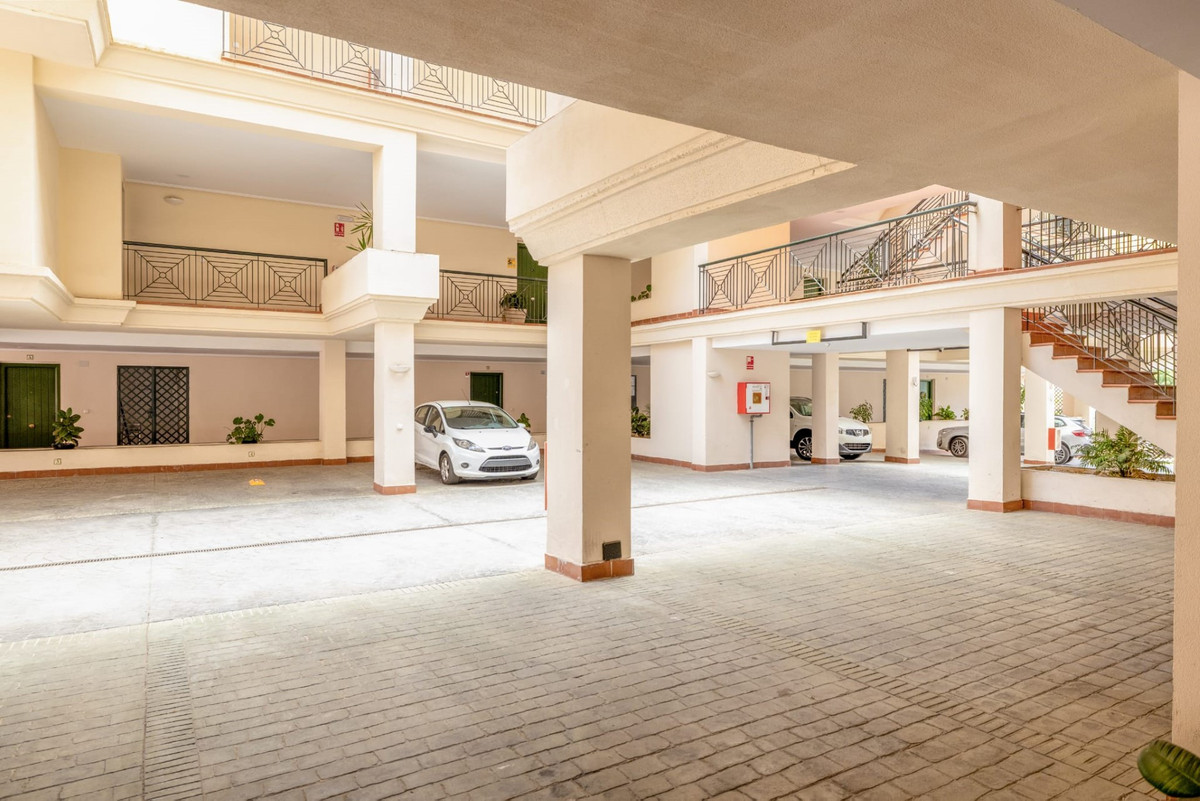 Se vende Apartamento Planta Media de 2 dormitorios en Costa Del Sol, Málaga, España