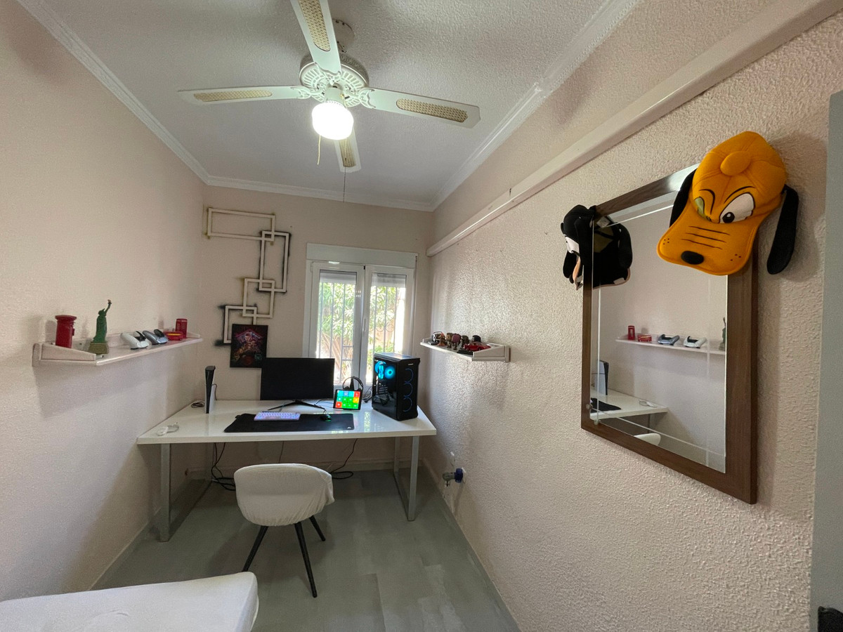 Se vende Villa - Chalet de 6 dormitorios en Costa Blanca, Alicante, España