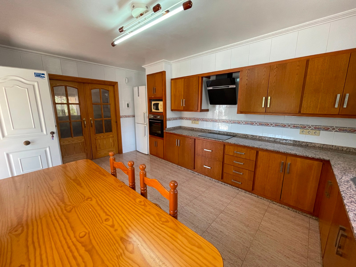 Se vende Villa - Chalet de 3 dormitorios en Costa Blanca, Alicante, España