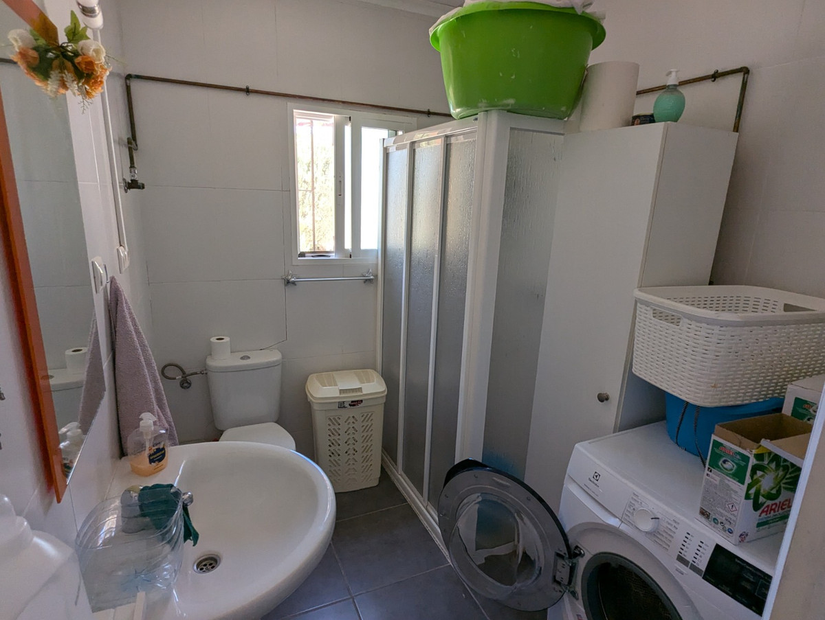 5 Bed Townhouse for sale in Crevillent Costa Blanca, Alicante, Spain