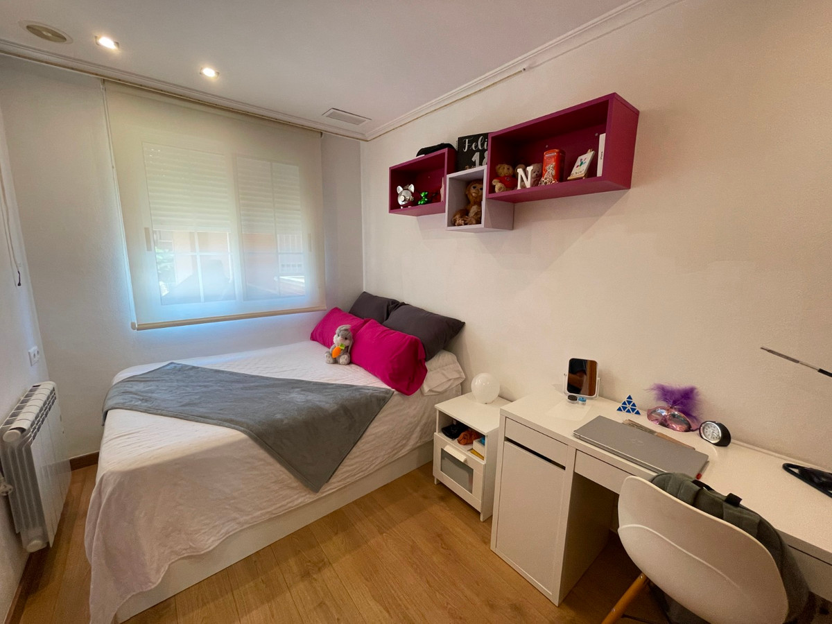 4 Bed Townhouse for sale in Elche Costa Blanca, Alicante, Spain