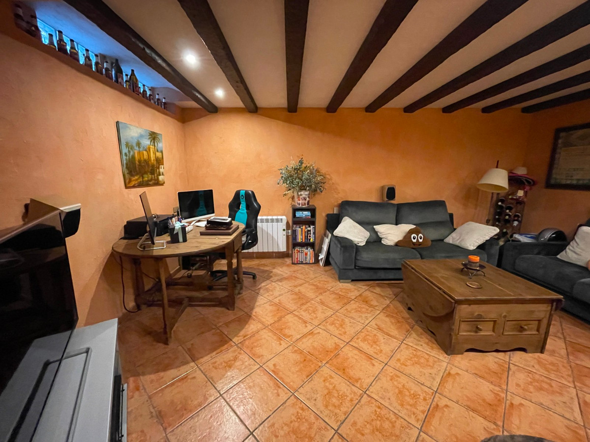 4 Bed Townhouse for sale in Elche Costa Blanca, Alicante, Spain
