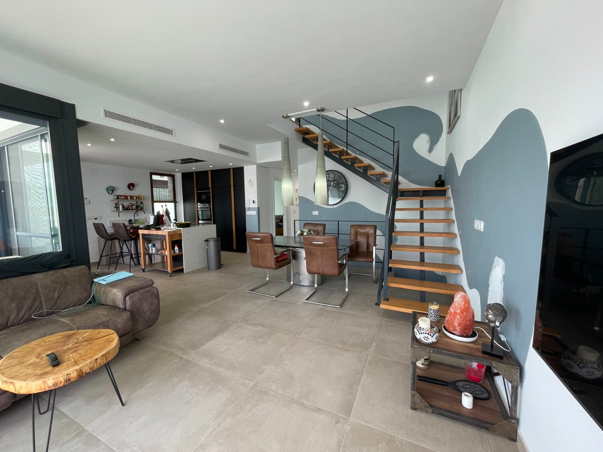 Se vende Villa - Chalet de 3 dormitorios en Costa Blanca, Alicante, España