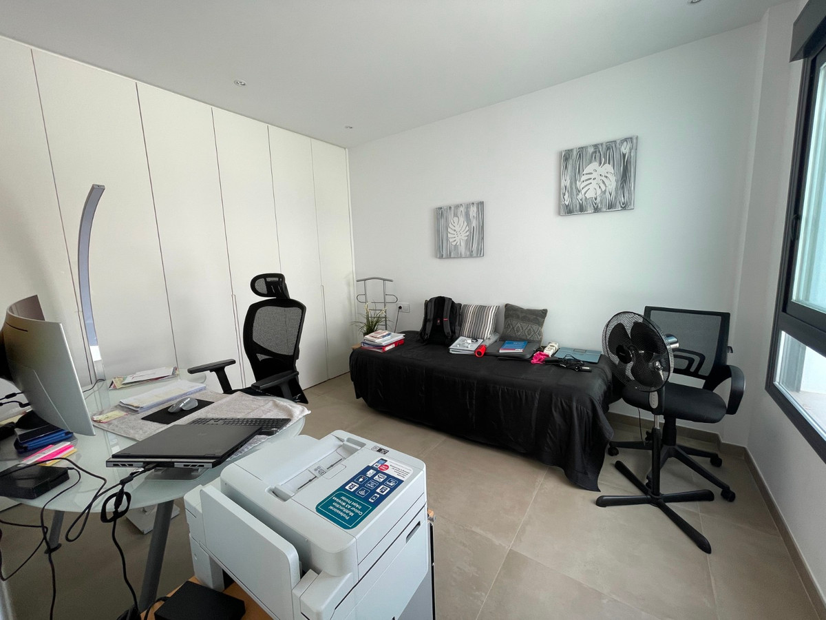 Se vende Villa - Chalet de 3 dormitorios en Costa Blanca, Alicante, España