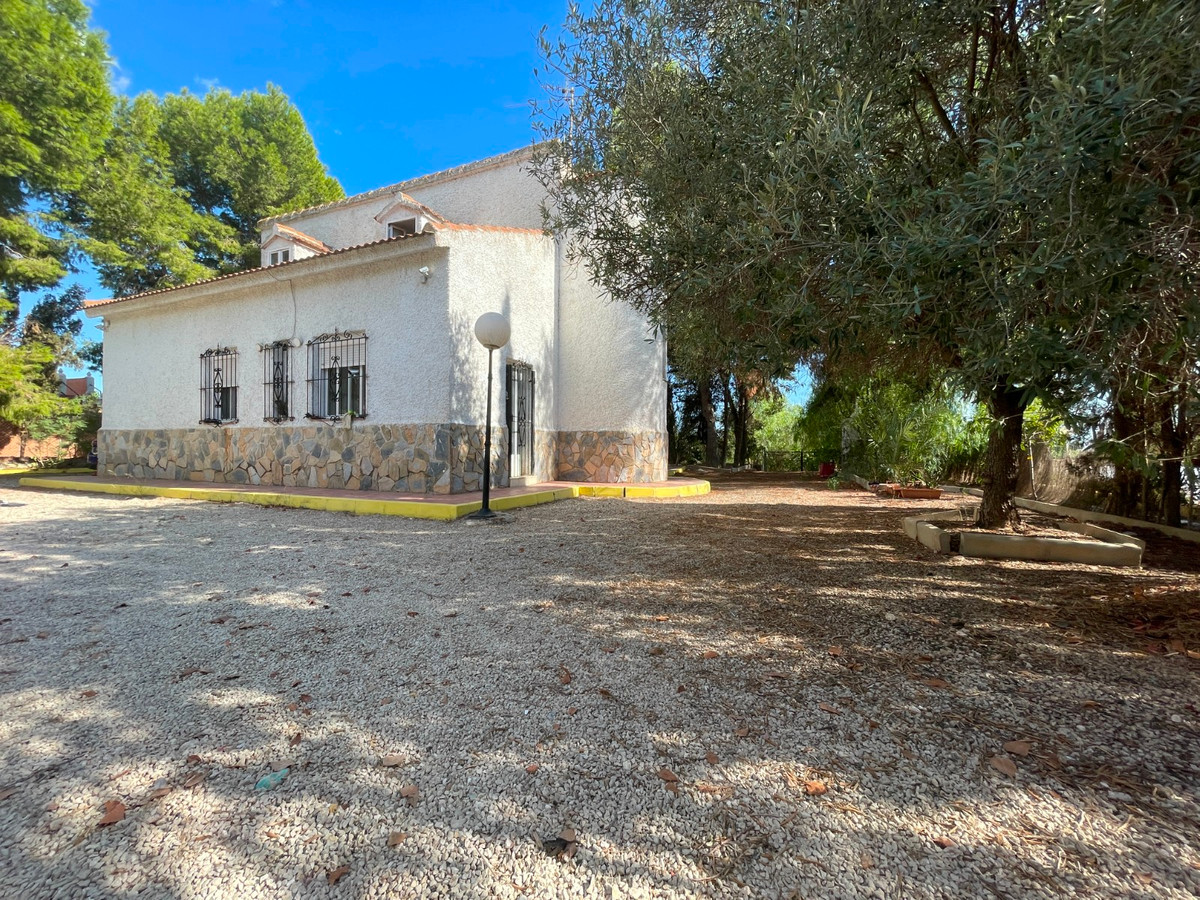 3 Bed Townhouse for sale in Albatera Costa Blanca, Alicante, Spain