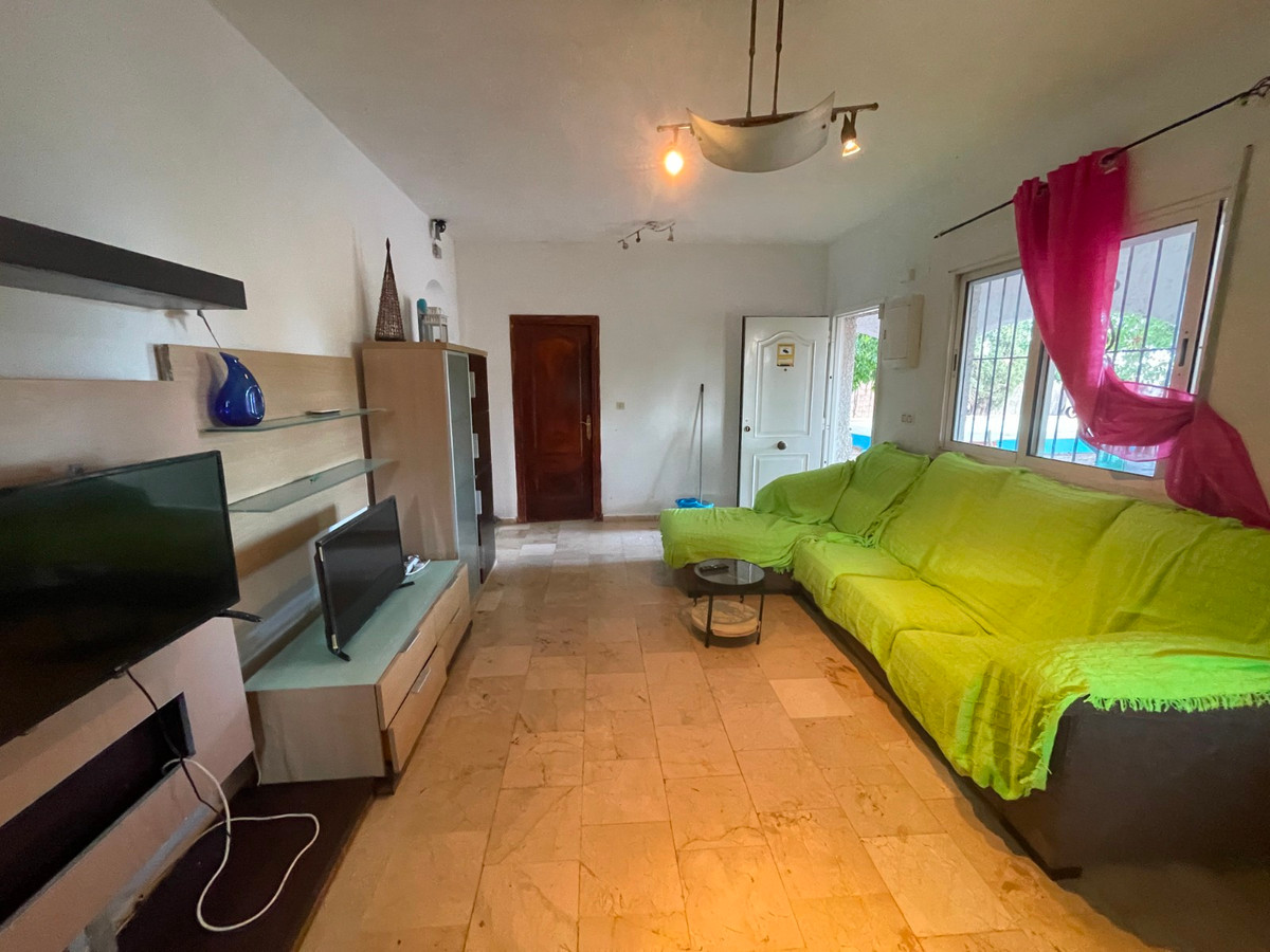 3 Bed Townhouse for sale in Albatera Costa Blanca, Alicante, Spain