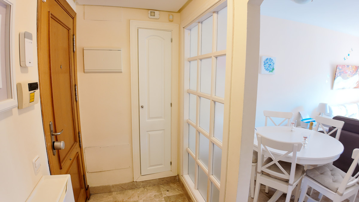 Se vende Apartamento Planta Baja de 2 dormitorios en Costa Del Sol, Málaga, España
