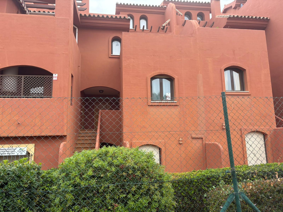 Se vende Apartamento Planta Baja de 2 dormitorios en Costa Del Sol, Málaga, España