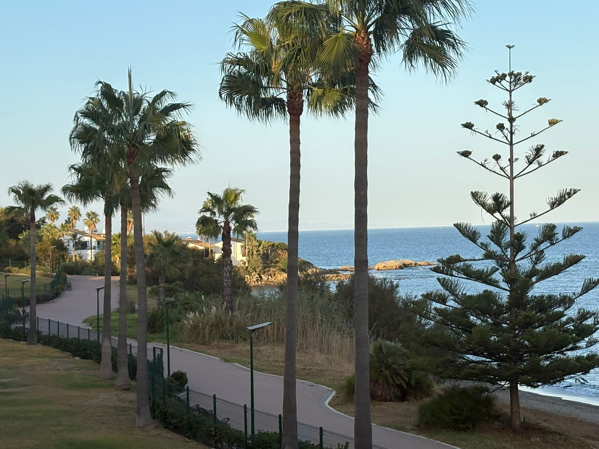 Se vende Apartamento Planta Baja de 2 dormitorios en Costa Del Sol, Málaga, España
