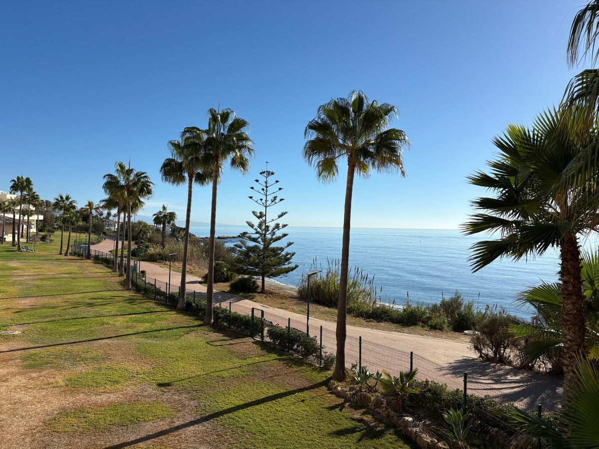 Se vende Apartamento Planta Baja de 2 dormitorios en Costa Del Sol, Málaga, España
