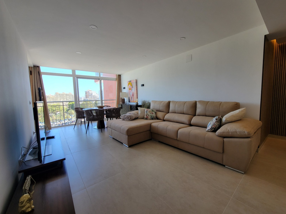 Se vende Apartamento Planta Media de 2 dormitorios en Costa Blanca, Alicante, España