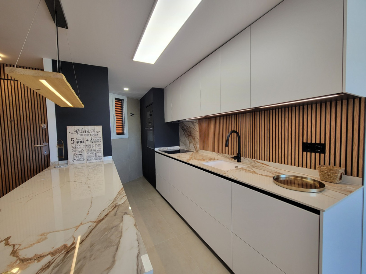 Se vende Apartamento Planta Media de 2 dormitorios en Costa Blanca, Alicante, España
