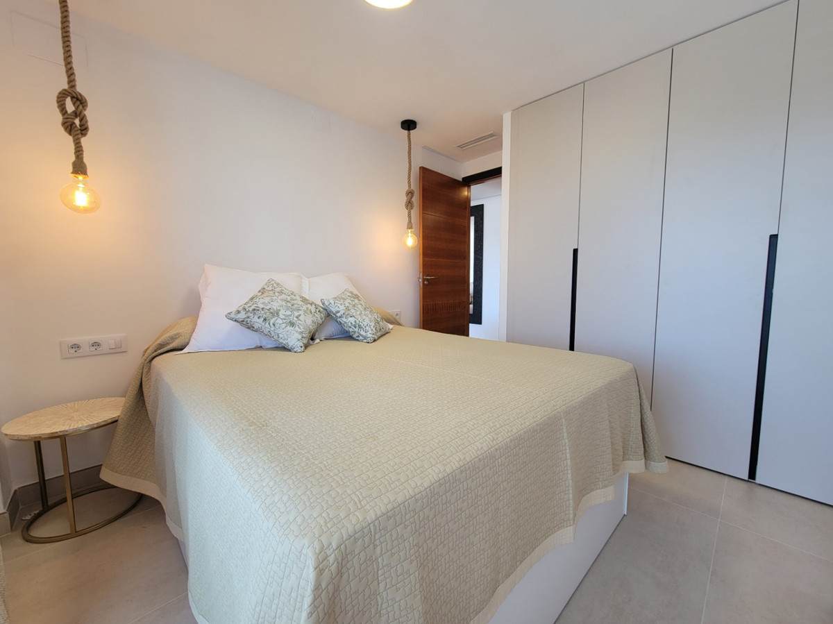 Se vende Apartamento Planta Media de 2 dormitorios en Costa Blanca, Alicante, España