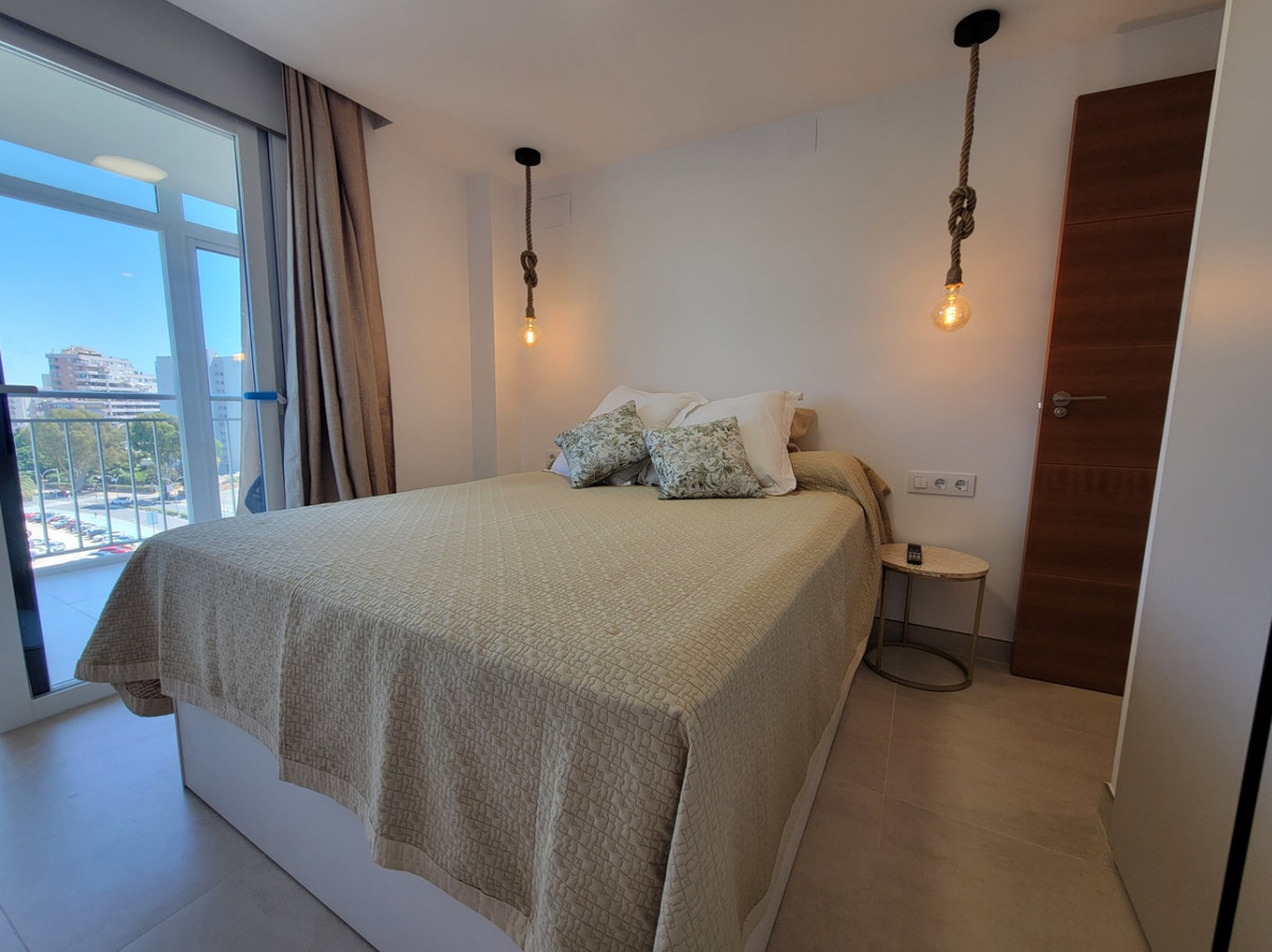 Se vende Apartamento Planta Media de 2 dormitorios en Costa Blanca, Alicante, España