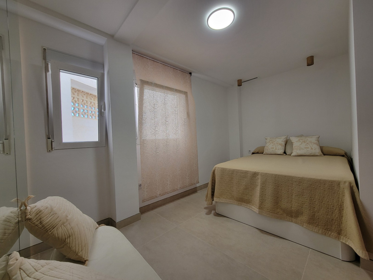 Se vende Apartamento Planta Media de 2 dormitorios en Costa Blanca, Alicante, España