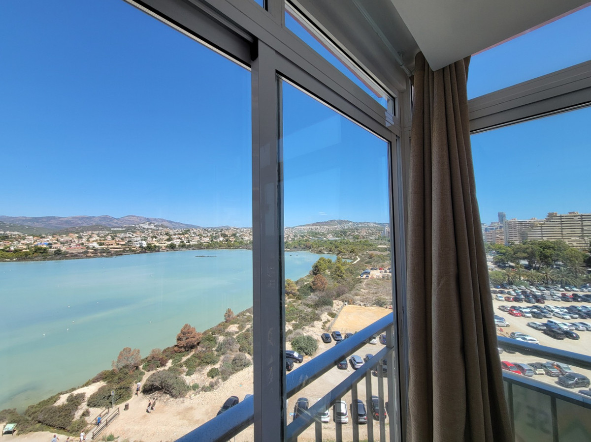 Se vende Apartamento Planta Media de 2 dormitorios en Costa Blanca, Alicante, España