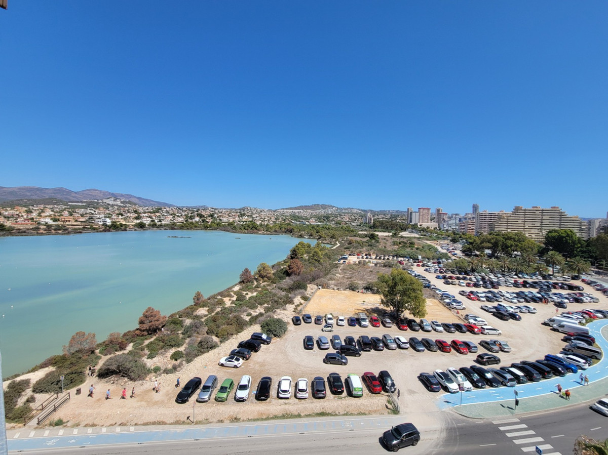 Se vende Apartamento Planta Media de 2 dormitorios en Costa Blanca, Alicante, España