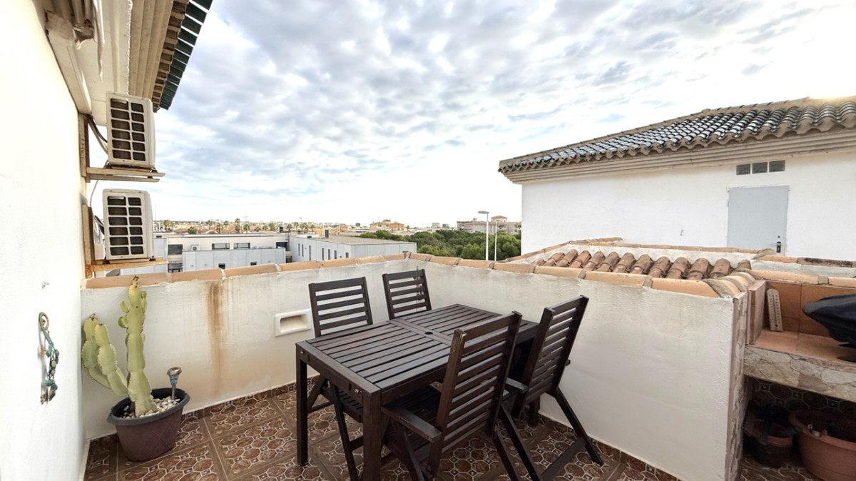 3 Bed Apartment for sale in Orihuela Costa Blanca, Alicante, Spain