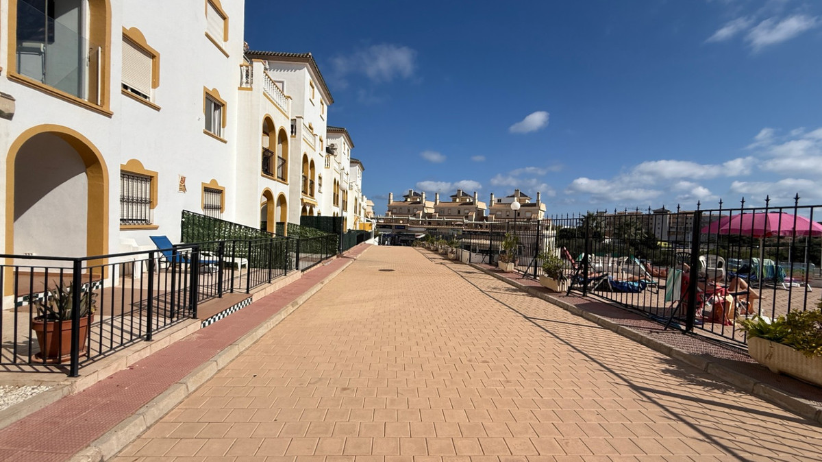 3 Bed Apartment for sale in Orihuela Costa Blanca, Alicante, Spain