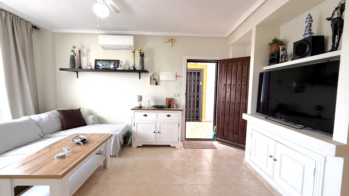 3 Bed Apartment for sale in Orihuela Costa Blanca, Alicante, Spain