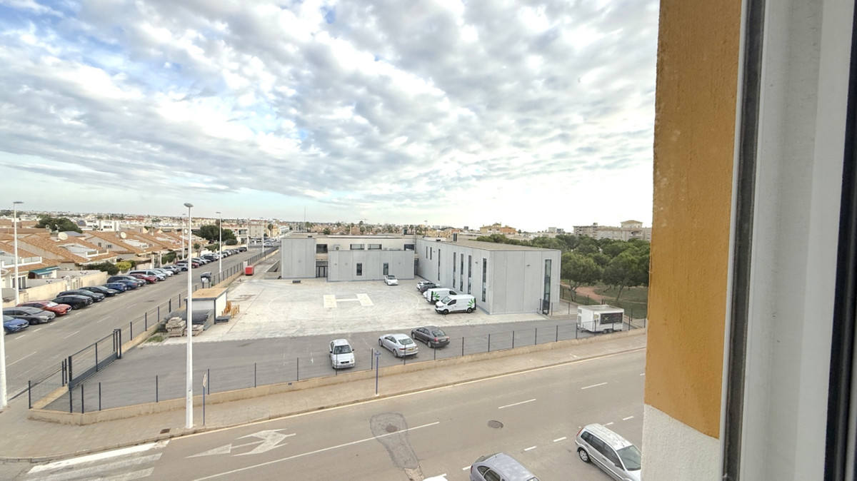 3 Bed Apartment for sale in Orihuela Costa Blanca, Alicante, Spain
