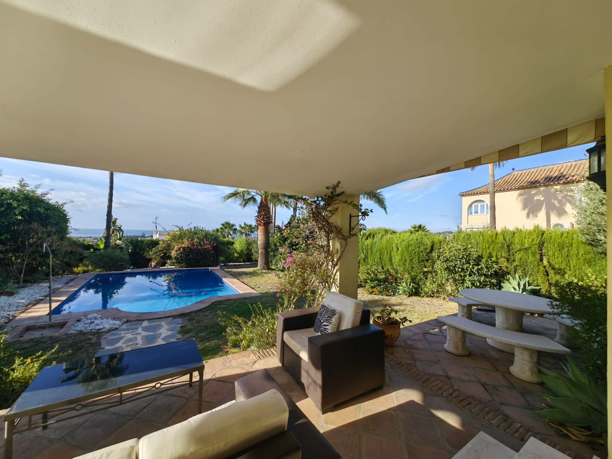 3 Bed Townhouse for sale in Estepona Costa Del Sol, Málaga, Spain