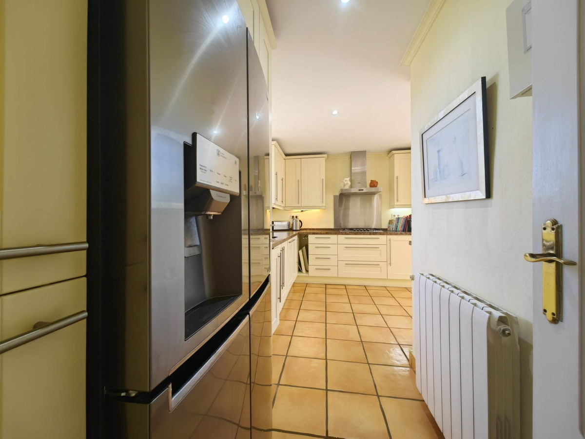 3 Bed Townhouse for sale in Estepona Costa Del Sol, Málaga, Spain