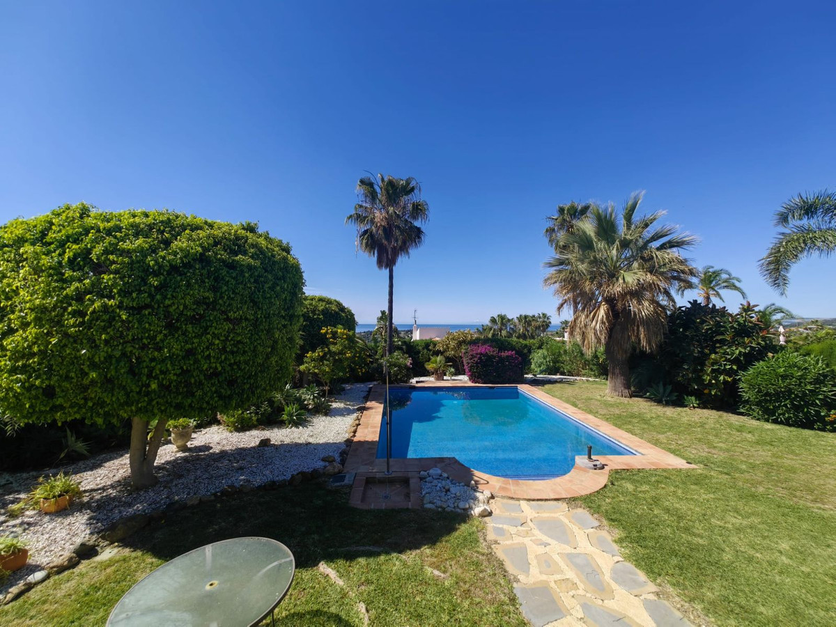3 Bed Townhouse for sale in Estepona Costa Del Sol, Málaga, Spain