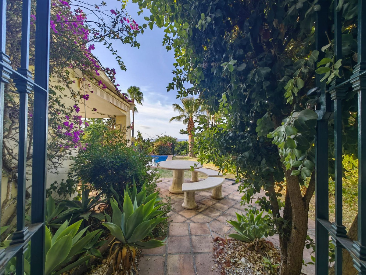 3 Bed Townhouse for sale in Estepona Costa Del Sol, Málaga, Spain