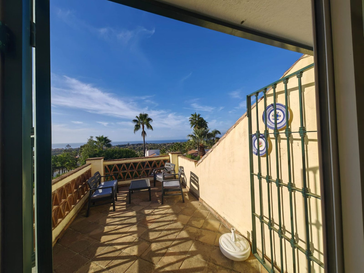 3 Bed Townhouse for sale in Estepona Costa Del Sol, Málaga, Spain