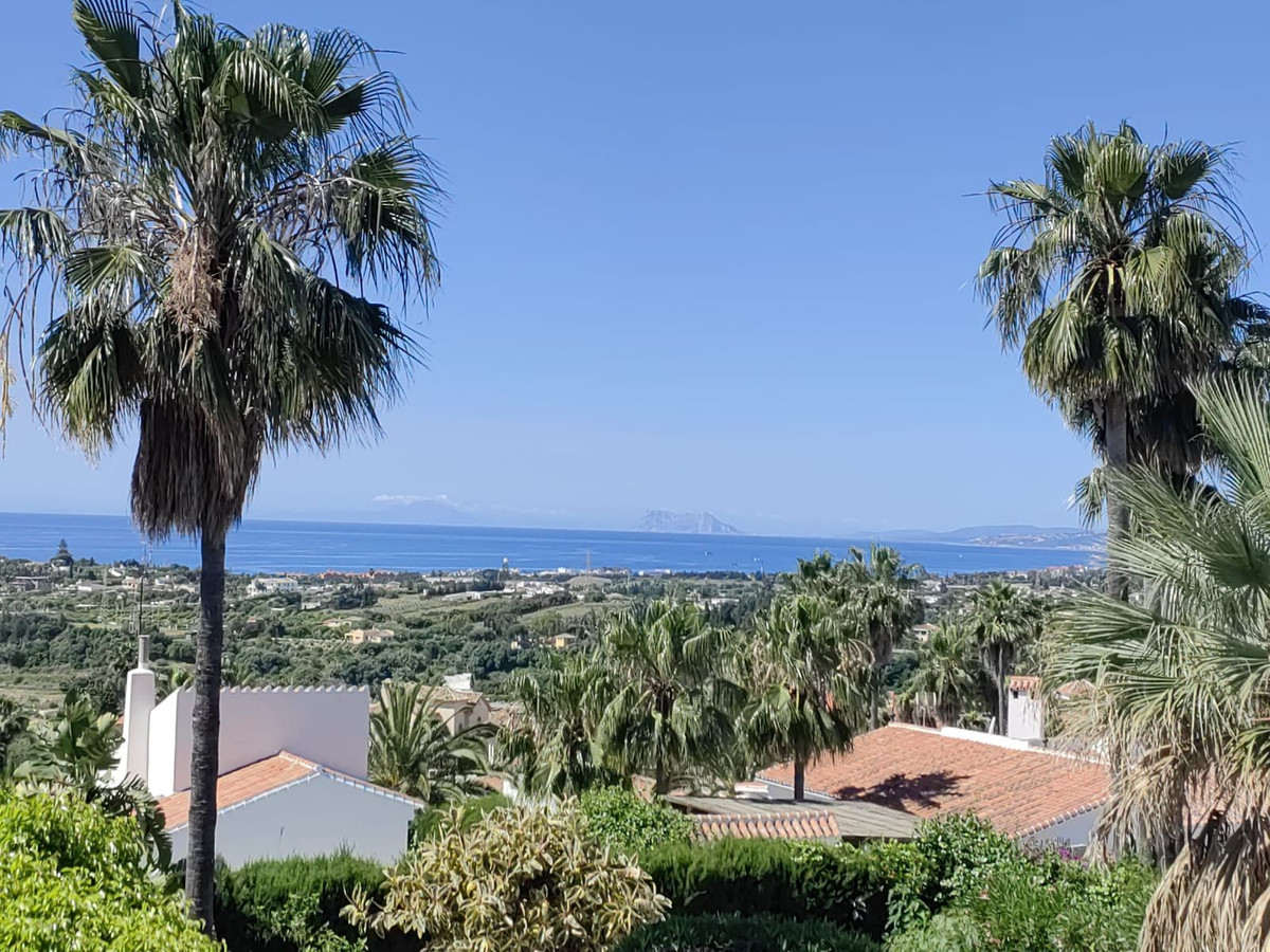 3 Bed Townhouse for sale in Estepona Costa Del Sol, Málaga, Spain