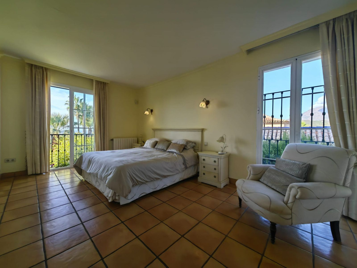 3 Bed Townhouse for sale in Estepona Costa Del Sol, Málaga, Spain