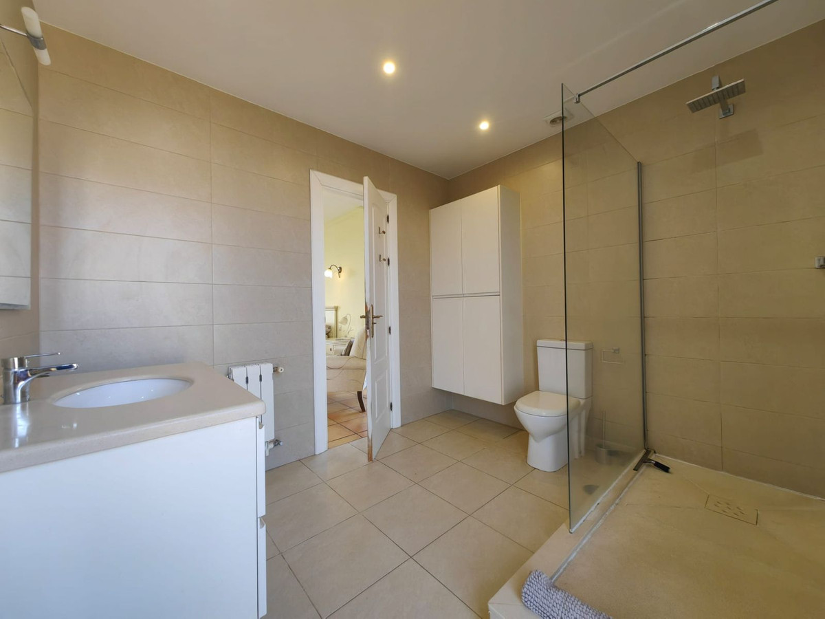 3 Bed Townhouse for sale in Estepona Costa Del Sol, Málaga, Spain