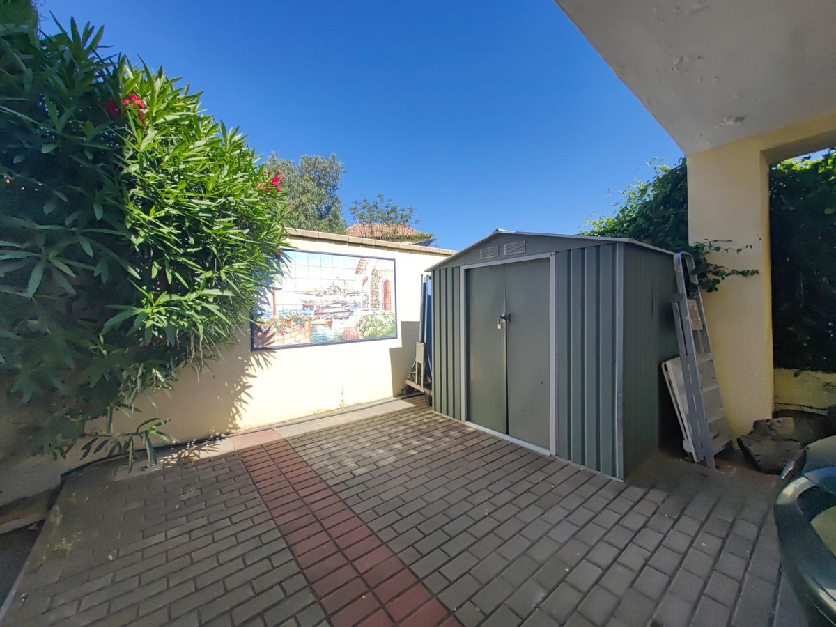 3 Bed Townhouse for sale in Estepona Costa Del Sol, Málaga, Spain