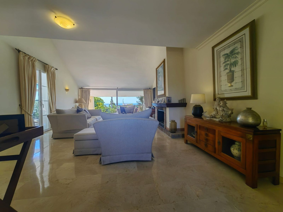 3 Bed Townhouse for sale in Estepona Costa Del Sol, Málaga, Spain