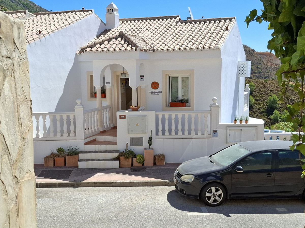 2 Bed Townhouse for sale in Mijas Costa Del Sol, Málaga, Spain