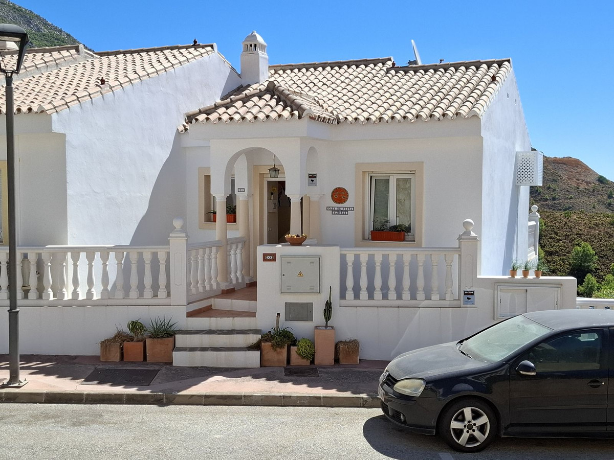 2 Bed Townhouse for sale in Mijas Costa Del Sol, Málaga, Spain