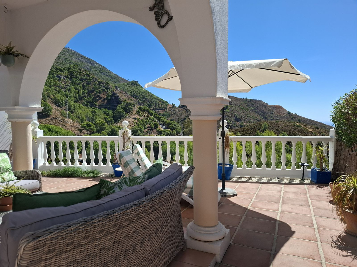 2 Bed Townhouse for sale in Mijas Costa Del Sol, Málaga, Spain