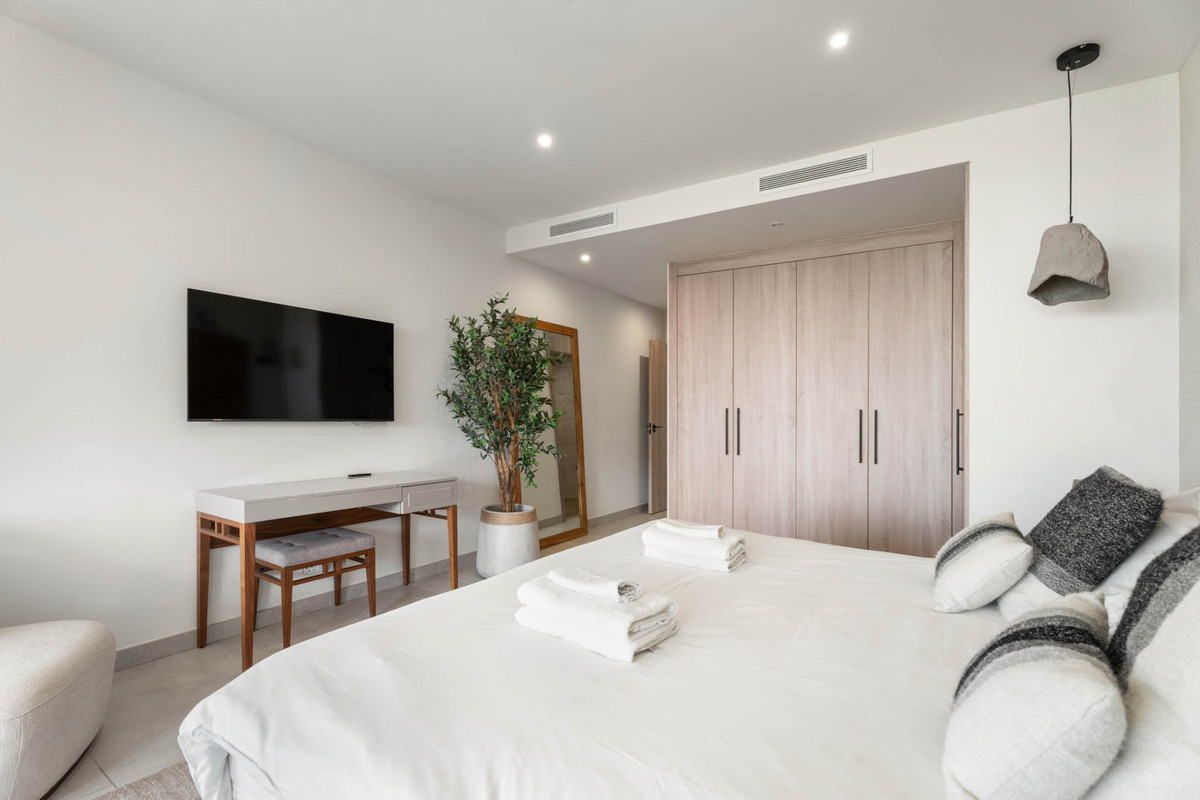 3 Bed Apartment for sale in Artola Costa Del Sol, Málaga, Spain