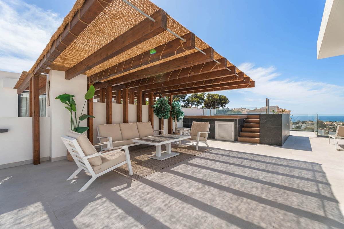 3 Bed Apartment for sale in Artola Costa Del Sol, Málaga, Spain