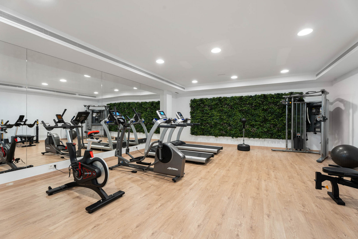 3 Bed Apartment for sale in Artola Costa Del Sol, Málaga, Spain