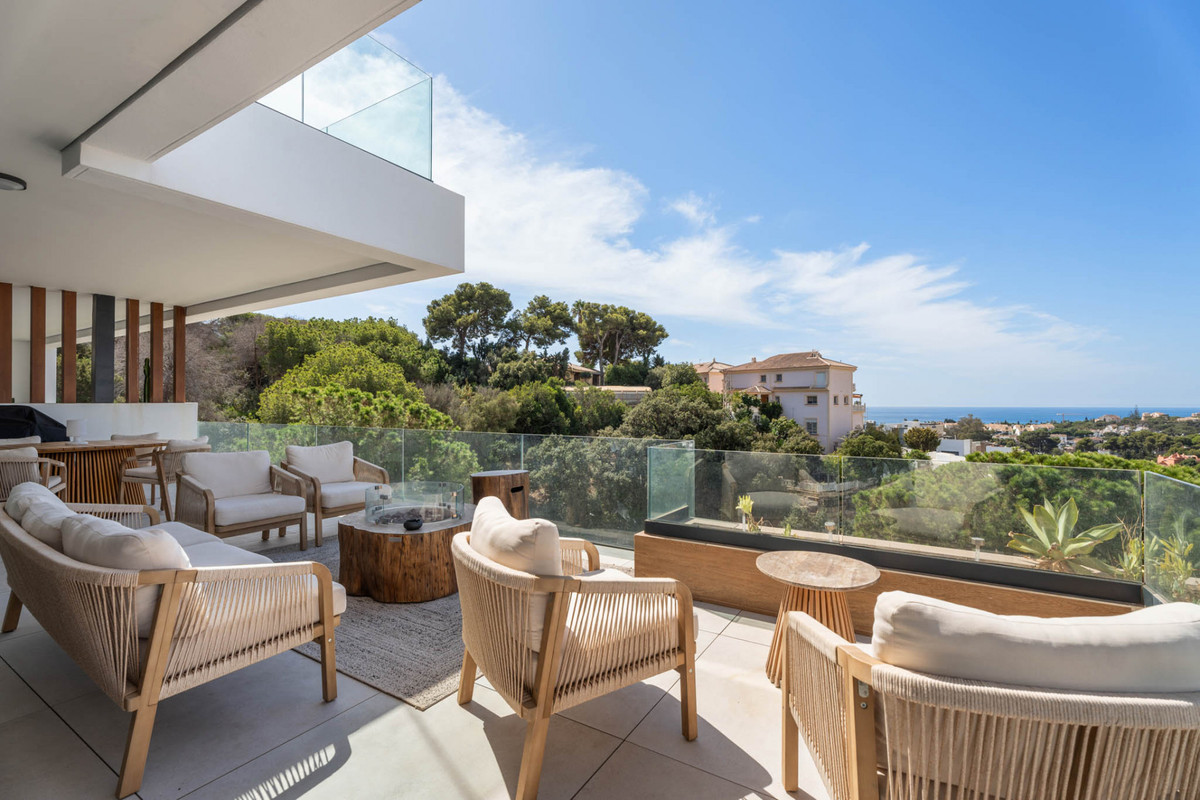 3 Bed Apartment for sale in Artola Costa Del Sol, Málaga, Spain